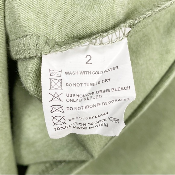 Schitt's Creek Ew David T-Shirt - Picture 4 of 5